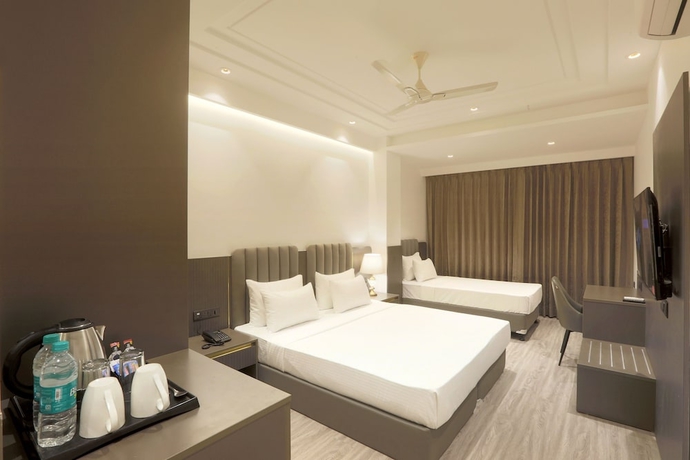 Imagen de la habitación del Hotel OPO Iffco Chowk. Foto 13