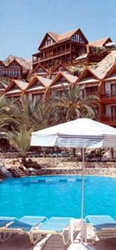Imagen de la piscina del Hotel ORCHID RESORT VILLAGE. Foto 5