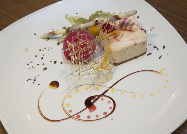 Imagen del bar/restaurante del Hotel ORIDA Hotels Newbury. Foto 5
