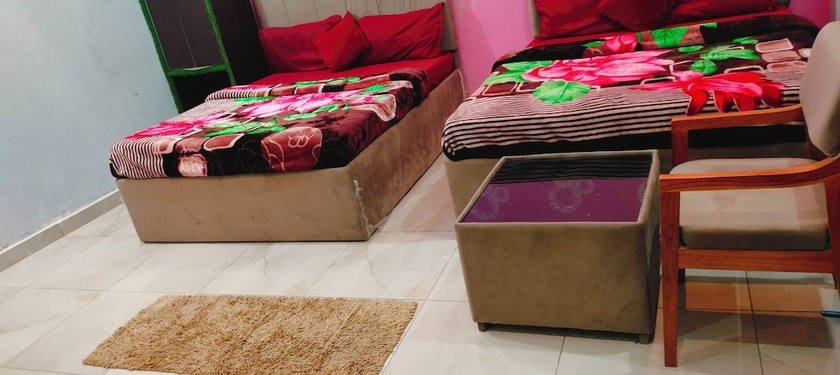 Imagen de la habitación del Hotel ORS Guest House Ayodhya. Foto 6