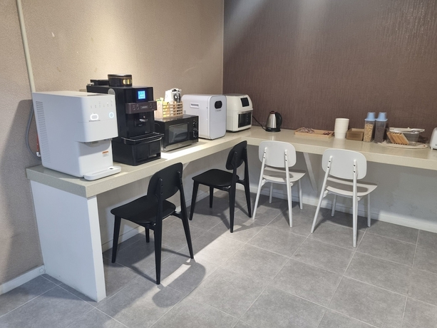 Imagen del bar/restaurante del Hotel OSOSO Busan. Foto 3