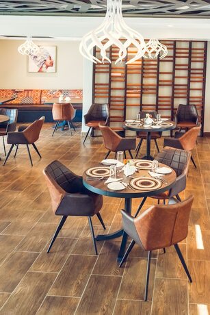 Imagen general del Hotel OSOTUA LUXURY RESORT. Foto 3