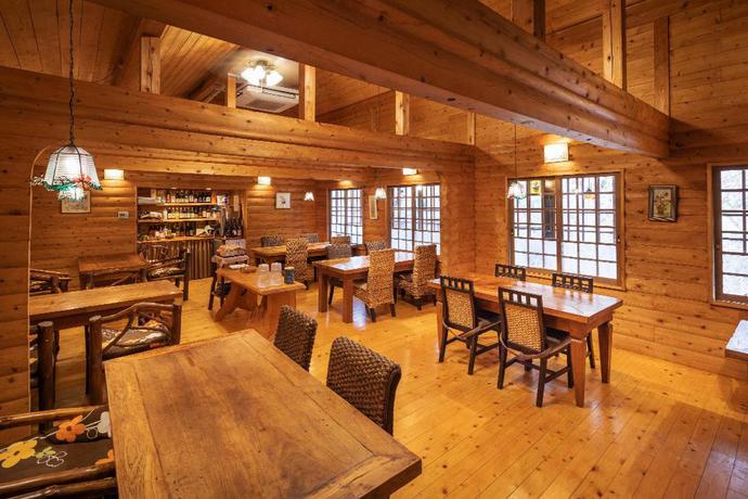 Imagen del bar/restaurante del Hotel OTA ONSEN HANAGOKORO. Foto 5