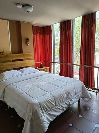 Imagen de la habitación del Hotel OTHELLO, Quito. Foto 8