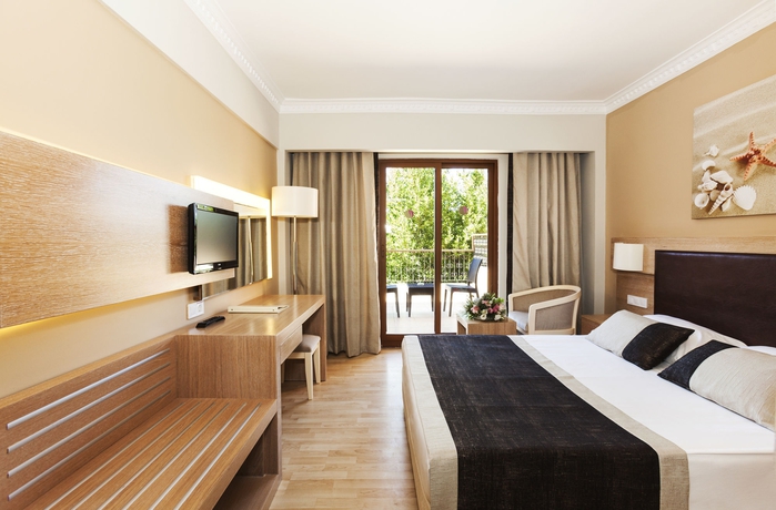 Imagen de la habitación del Hotel OTIUM FAMILY STONE PALA. Foto 5