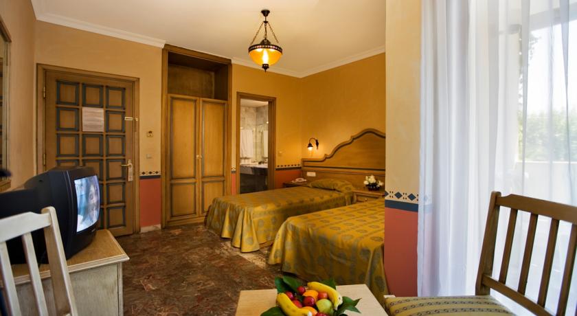 Imagen de la habitación del Hotel OTIUM PARK CLUB AKMAN. Foto 4