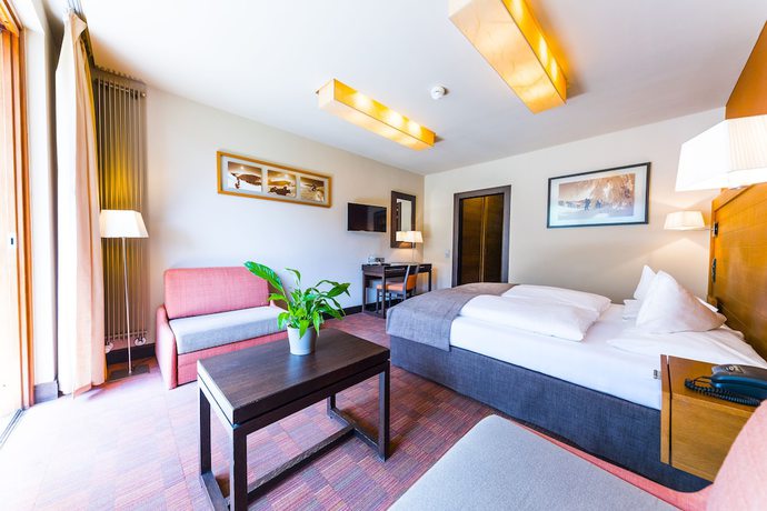 Imagen de la habitación del Hotel OTP Birkenhof. Foto 7