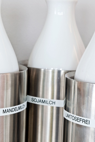 Imagen del bar/restaurante del Hotel OTTO. Foto 9