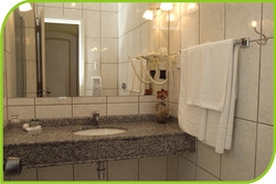 Imagen de los interiores del Hotel OURO VERDE. Foto 5