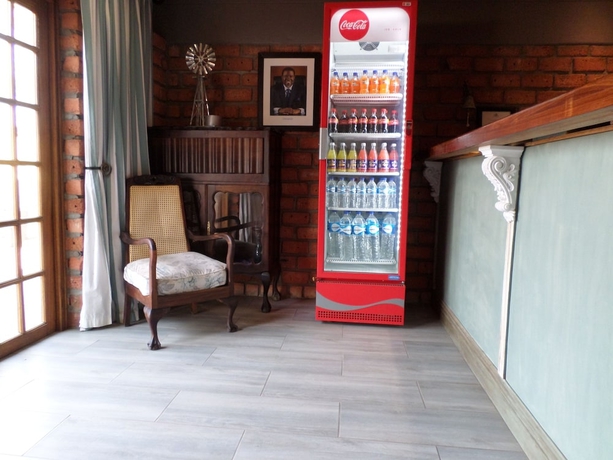 Imagen de los interiores del Hotel OUT OF Nature Country Lodge. Foto 17