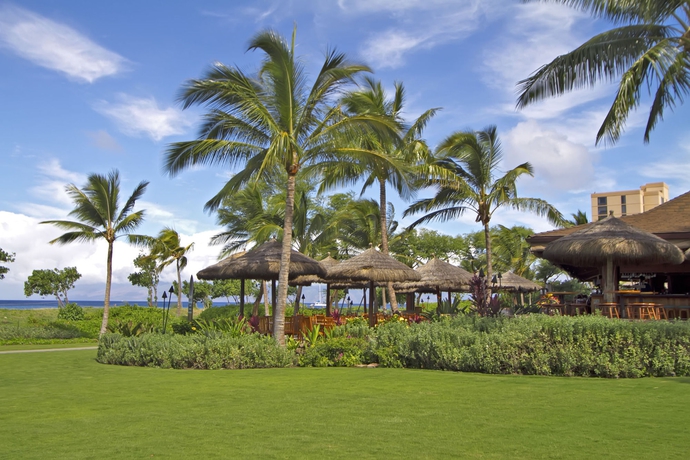 Imagen del bar/restaurante del Hotel OUTRIGGER Honua Kai Resort and Spa. Foto 3
