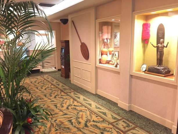 Imagen de los interiores del Hotel OUTRIGGER Waikiki Paradise. Foto 15