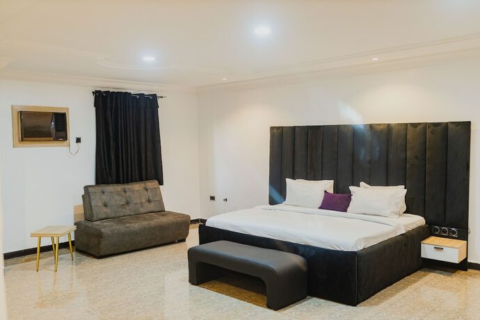 Imagen general del Hotel OVIC. Foto 6