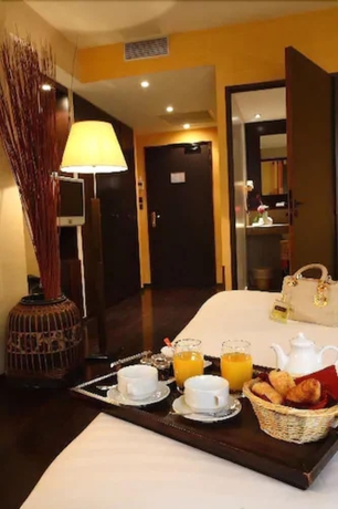 Imagen de la habitación del Hotel OVYO Toulouse City Center. Foto 5