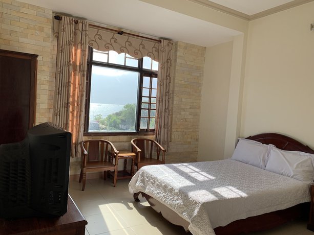 Imagen de la habitación del Hotel OYO 1002 Champa Lang Co Hotel. Foto 12