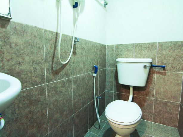 Imagen de la habitación del Hotel OYO 1002 Hotel Sahara Inn Batu Caves. Foto 16