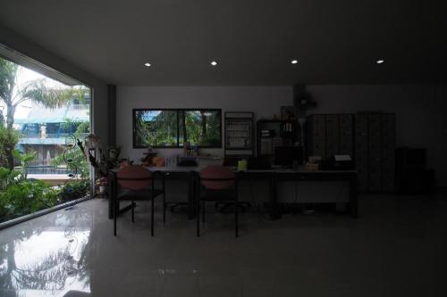 Imagen general del Hotel OYO 1003 Naklua House. Foto 4