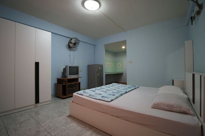 Imagen de la habitación del Hotel OYO 1004 Naklua Mansion. Foto 14