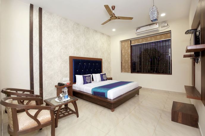 Imagen de la habitación del Hotel OYO 10070 Satkar Regency. Foto 14