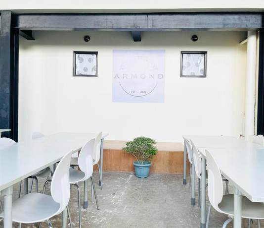 Imagen de los interiores del Hotel OYO 1008 Armond Bed And Breakfast. Foto 13