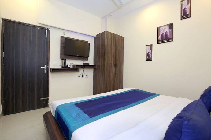 Imagen de la habitación del Hotel OYO 10145 JK. Foto 4