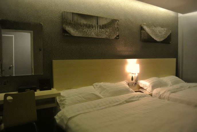 Imagen del bar/restaurante del Hotel OYO 1037 I Style JB. Foto 2
