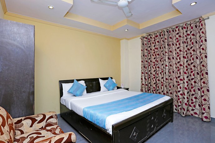 Imagen de la habitación del Hotel OYO 10592 Ganga Palace. Foto 6