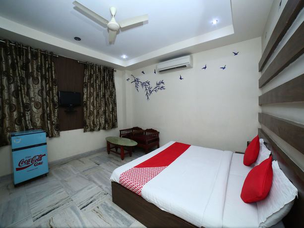 Imagen de la habitación del Hotel OYO 1067 Surbhi. Foto 3