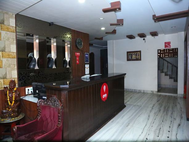 Imagen de los interiores del Hotel OYO 1067 Surbhi. Foto 19