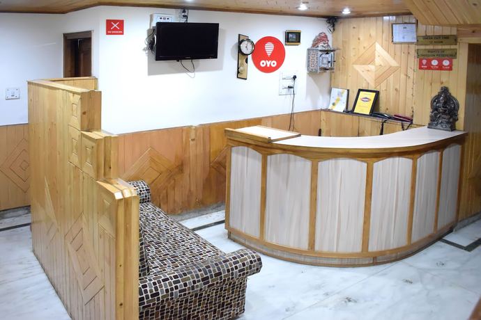 Imagen de los interiores del Hotel OYO 10692 Shubham. Foto 19