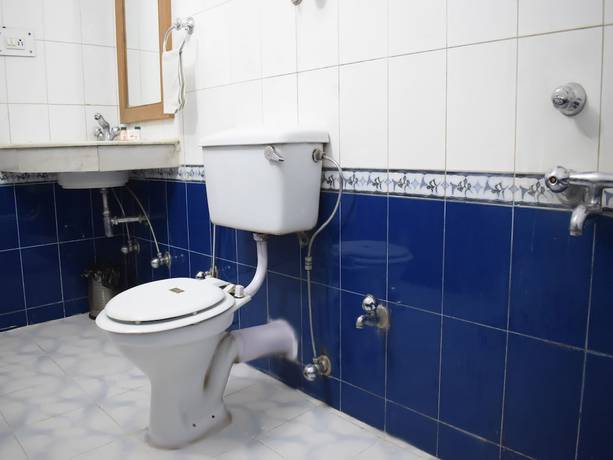 Imagen de la habitación del Hotel OYO 10692 Shubham. Foto 16