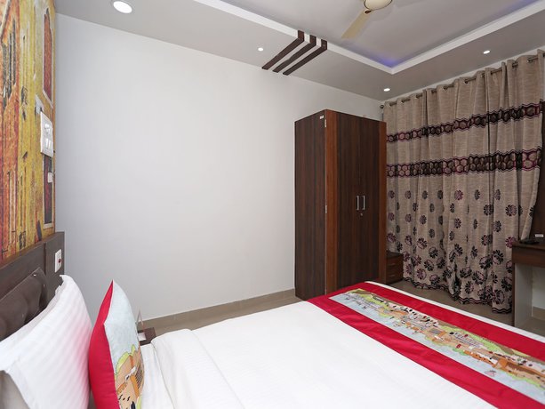 Imagen de la habitación del Hotel OYO 10734 NE Residency. Foto 9