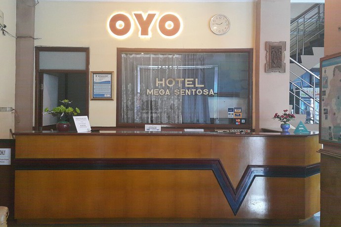 Imagen de los interiores del Hotel OYO 1088 Mega Sentosa. Foto 19