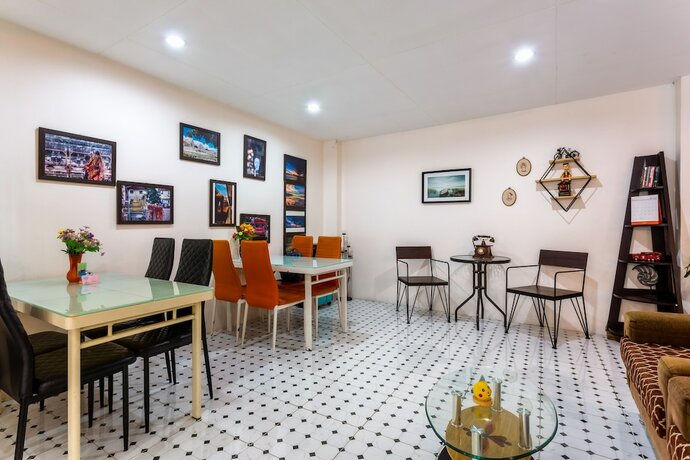 Imagen de los interiores del Hotel OYO 1093 De Nawarat Chiang Mai Boutique Apartment. Foto 17