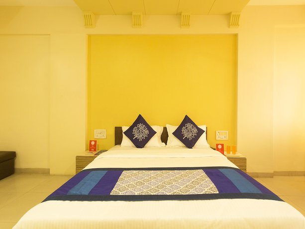 Imagen de la habitación del Hotel OYO 11091 Silver Court. Foto 6