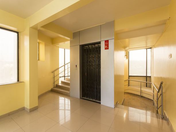 Imagen de los interiores del Hotel OYO 11091 Silver Court. Foto 17