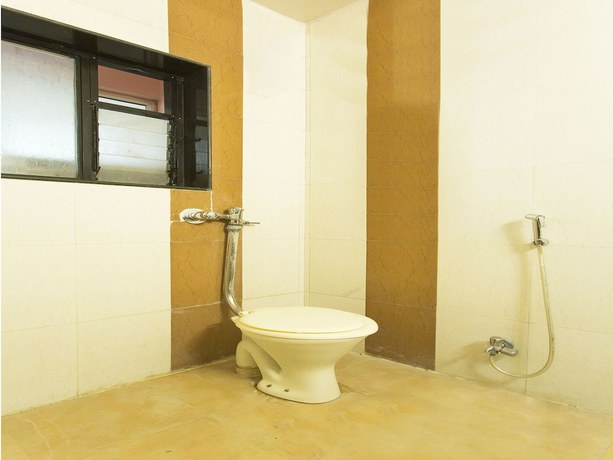 Imagen de la habitación del Hotel OYO 11091 Silver Court. Foto 14