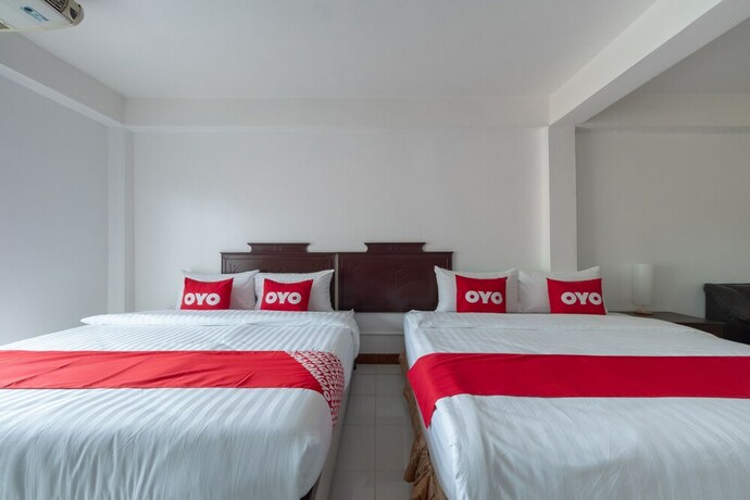 Imagen de la habitación del Hotel OYO 1123 The One Healthcare And Apartment. Foto 6