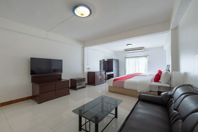 Imagen de la habitación del Hotel OYO 1123 The One Healthcare And Apartment. Foto 7