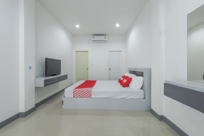 Imagen de la habitación del Hotel OYO 1159 Kandk Apartment. Foto 8