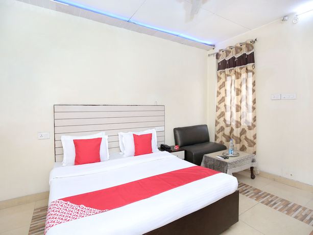 Imagen de la habitación del Hotel OYO 11595 Roxy. Foto 13