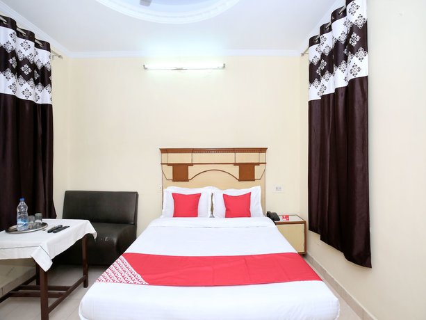 Imagen de la habitación del Hotel OYO 11595 Roxy. Foto 16