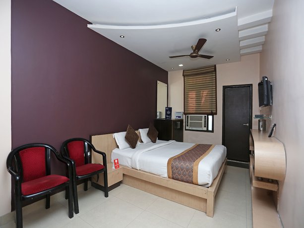 Imagen de la habitación del Hotel OYO 11596 Sanjay Guest House. Foto 7