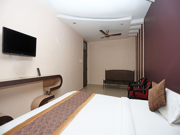 Imagen de la habitación del Hotel OYO 11596 Sanjay Guest House. Foto 10