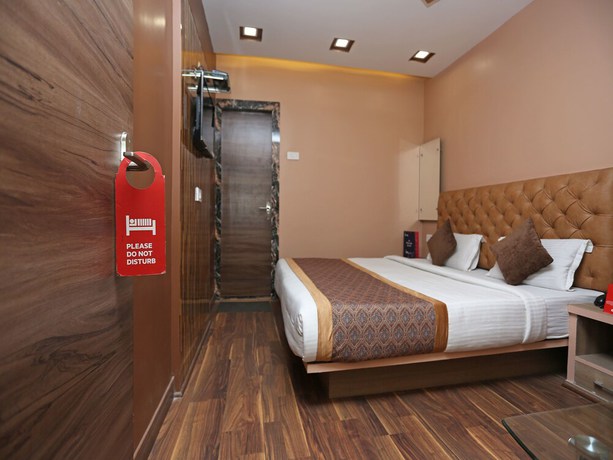 Imagen de la habitación del Hotel OYO 11596 Sanjay Guest House. Foto 12