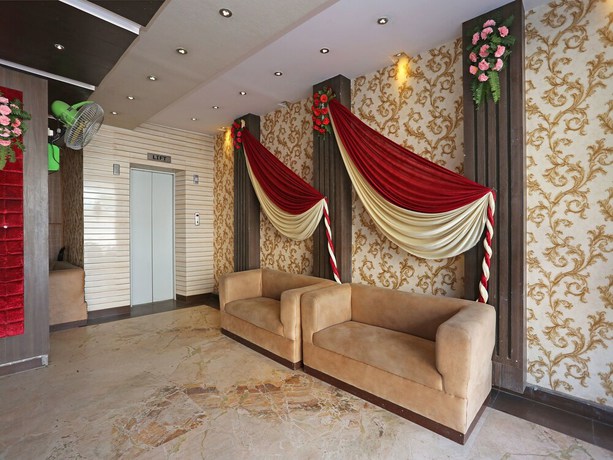 Imagen de los interiores del Hotel OYO 11596 Sanjay Guest House. Foto 18