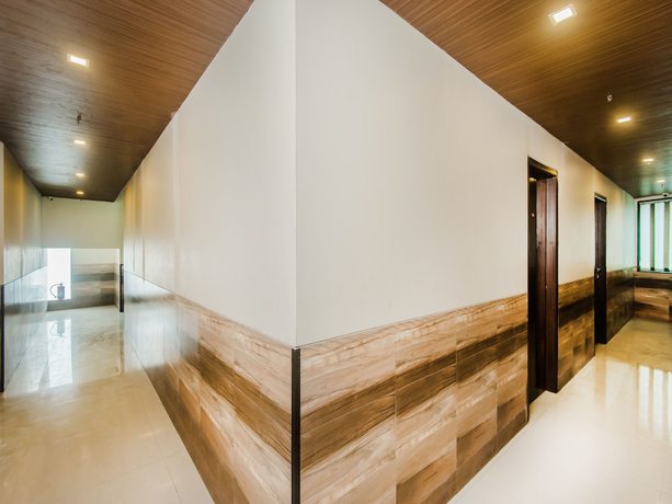 Imagen de los interiores del Hotel OYO 11747 Sai Comforts. Foto 19