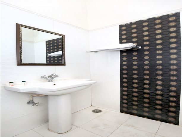 Imagen de la habitación del Hotel OYO 11844 Golden Halo. Foto 6