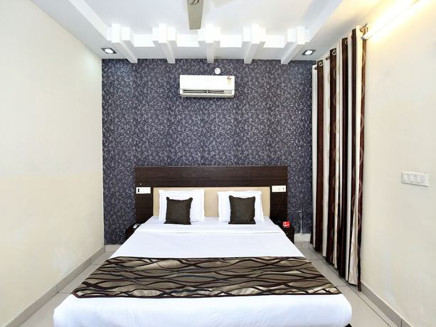 Imagen de la habitación del Hotel OYO 11844 Golden Halo. Foto 8