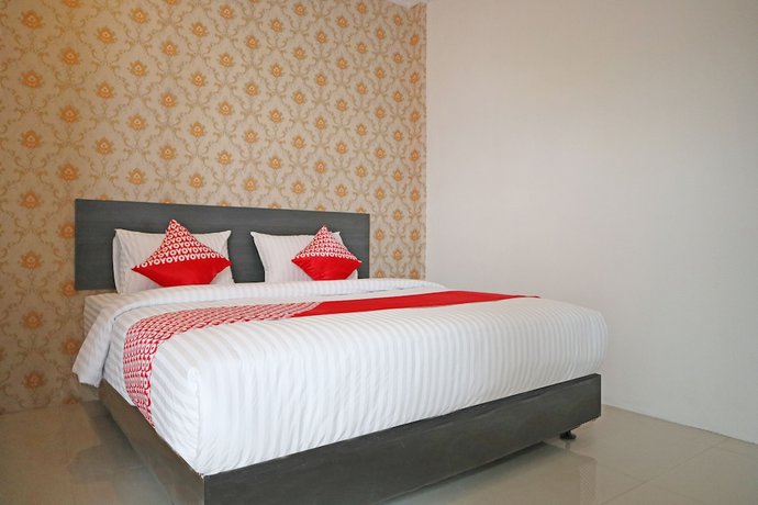 Imagen de la habitación del Hotel OYO 1185 Sachila Residence Syariah. Foto 4